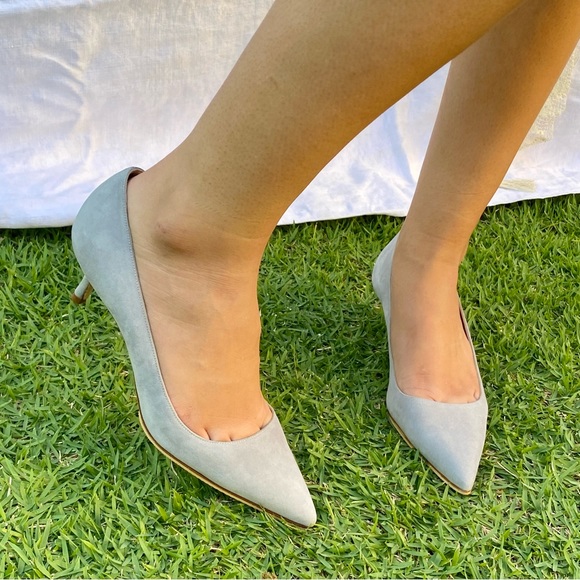 Manolo Blahnik BB Pointed Toe 50mm Kitten Heel Pump in Grey Suede - Picture 1 of 13